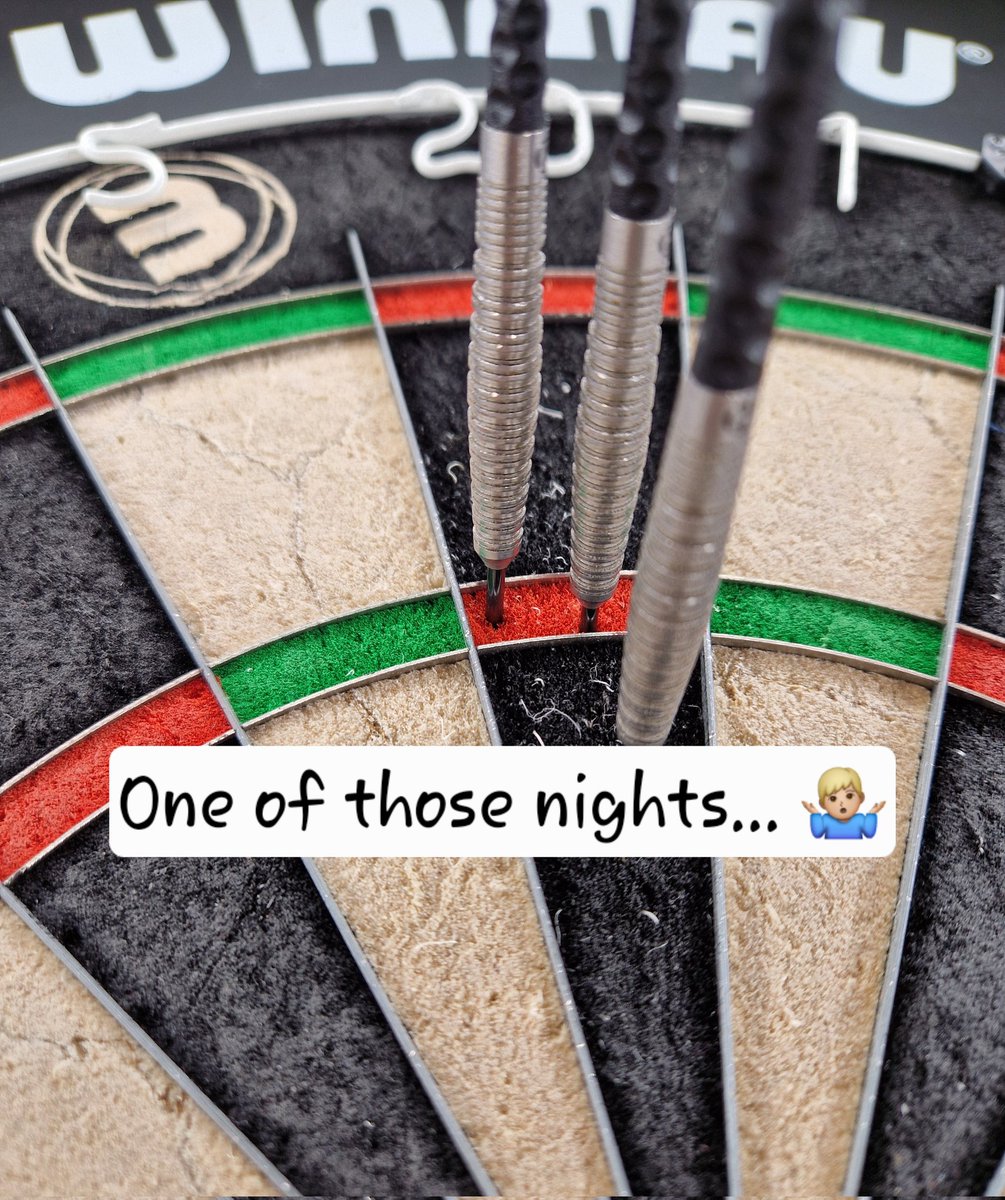 AJD_81's tweet image. Consistent, I suppose! 🎯☺️
#LetsPlayDarts #LoveTheDarts