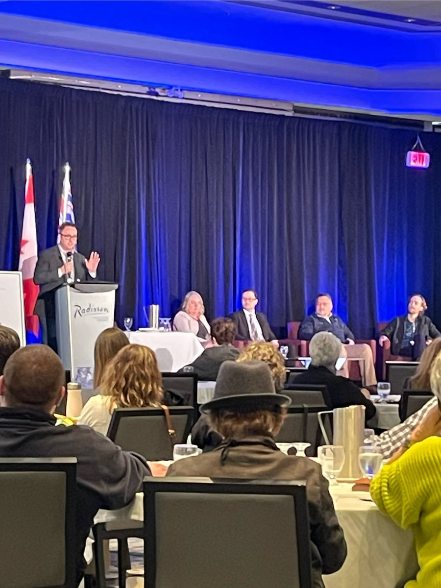 OwenTorgerson's tweet photo. Currently attending a packed-room #LGLA Leadership Academy forum in Richmond. Great to hear from local government legends, including @GordieLogan!! https://t.co/eLQZBOodXk