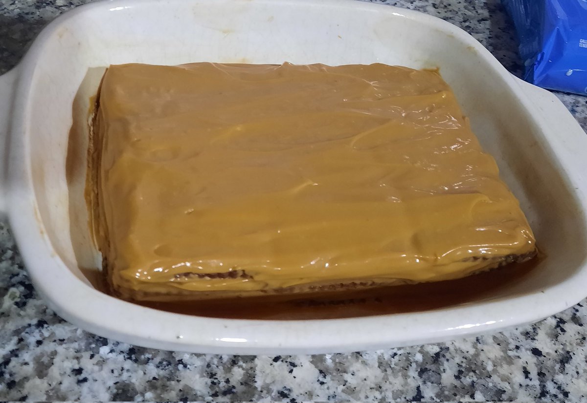 Dos semanas sin comer casi nada llenó mi tiktok de recetas que ahora  NECESITO probar >:) 

Por qué les conviene ser mis amiwos? Porque les cocinaría cosas ricas uvu ✨️ manden CV al DM (?

Cuando me termine la chocotorta voy a hacer postrecitos de oreo >:)