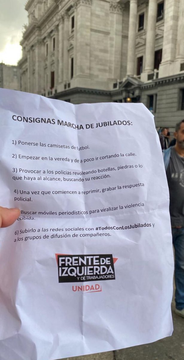 Panfleto que repartían en la “marcha” de hoy. Hoja de ruta de los zurdos