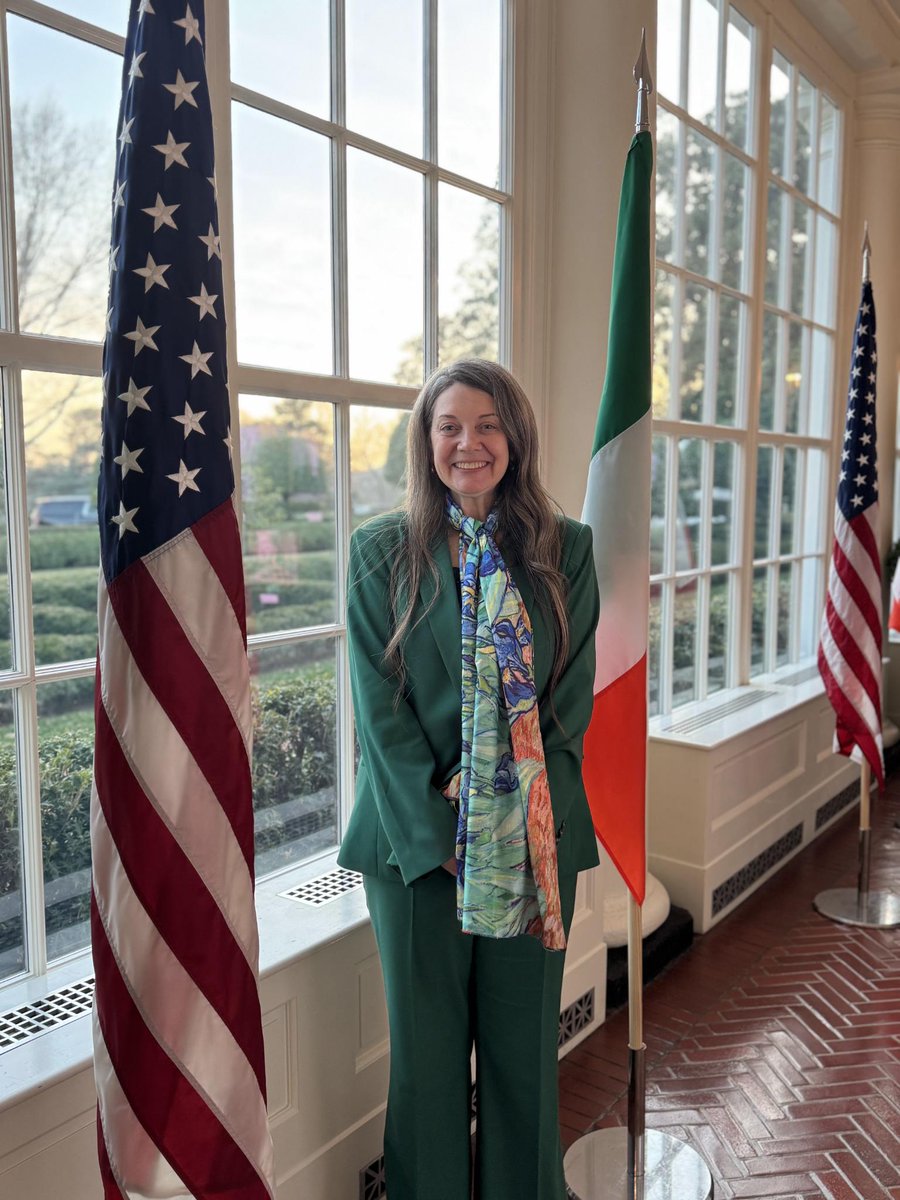 AZGOP's tweet photo. AZGOP Chair @GinaSwoboda was honored to join President @realDonaldTrump at the @WhiteHouse today for a St. Patrick's Day celebration. This President is working around the clock to make America great again! https://t.co/oMElfBy4aC