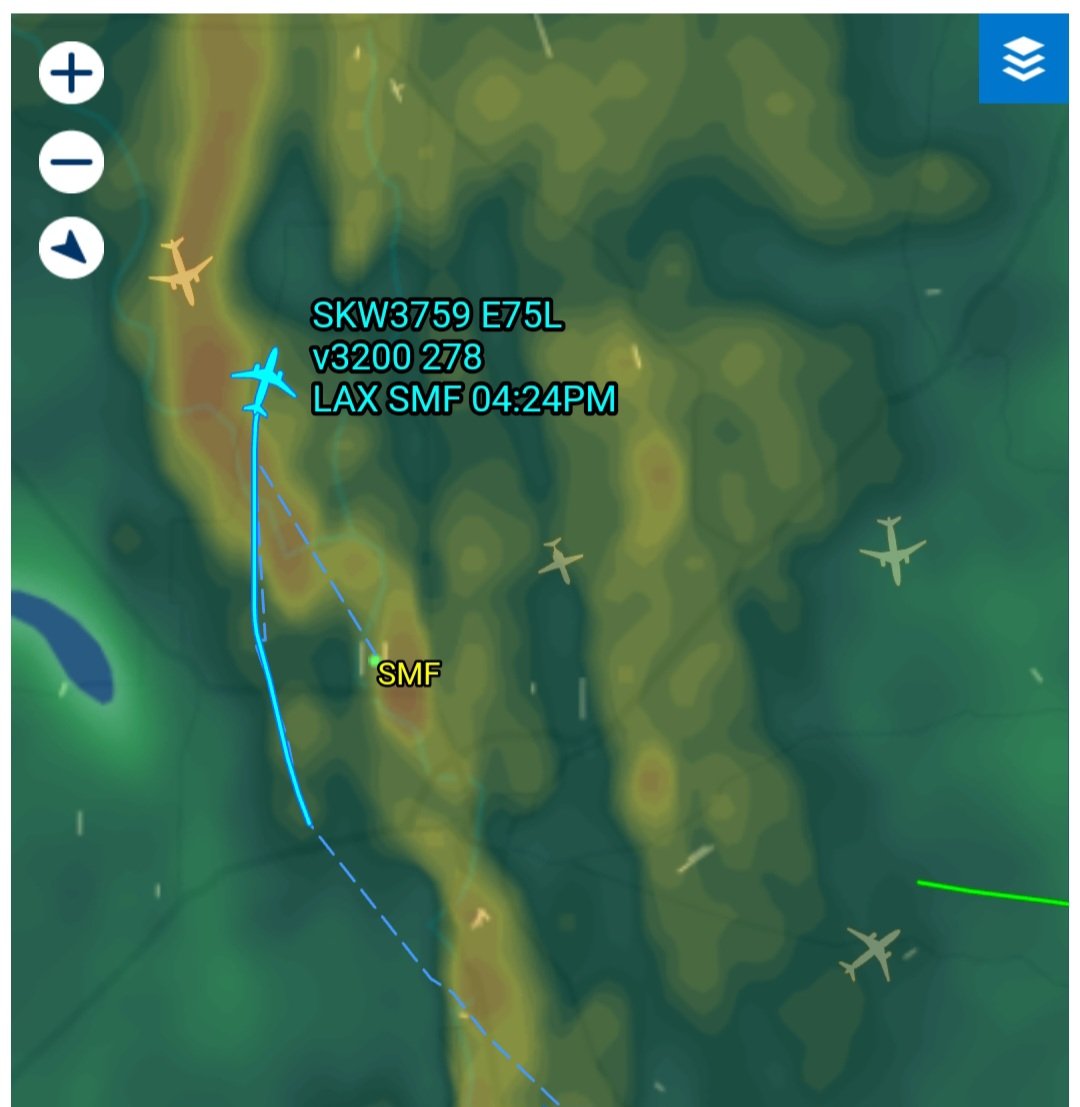 Glad I'm not flying in or out of SMF right now!! 😱
#KSMF #Sacramento