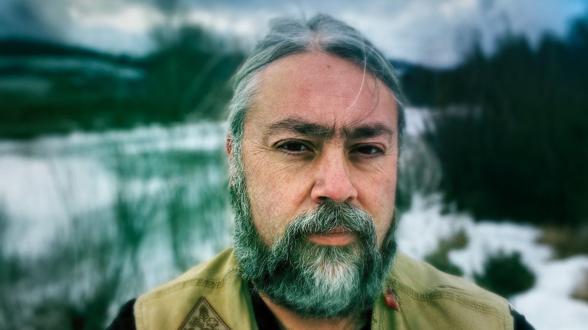 Please join us 4/10/25, for the Northwest College Writers Series featuring Métis storyteller and author Chris La Tray. The free event runs from 6-8 p.m. in Hinckley Library. tinyurl.com/2ajw52ss