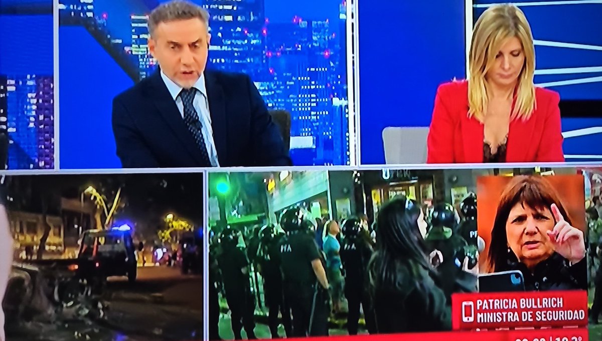 EdgardoRovira's tweet photo. Patricia Bullrich acaba de decir algo que no es correcto sobre el herido de gravedad, Majul trató de cuidarla diciendo: "LA MINISTRA NO TIENE QUE TENER TODA LA INFORMACIÓN".

Es la ministra de Seguridad y el herido se está muriendo, ¿cómo no va a saber? https://t.co/NIflSCkAWq