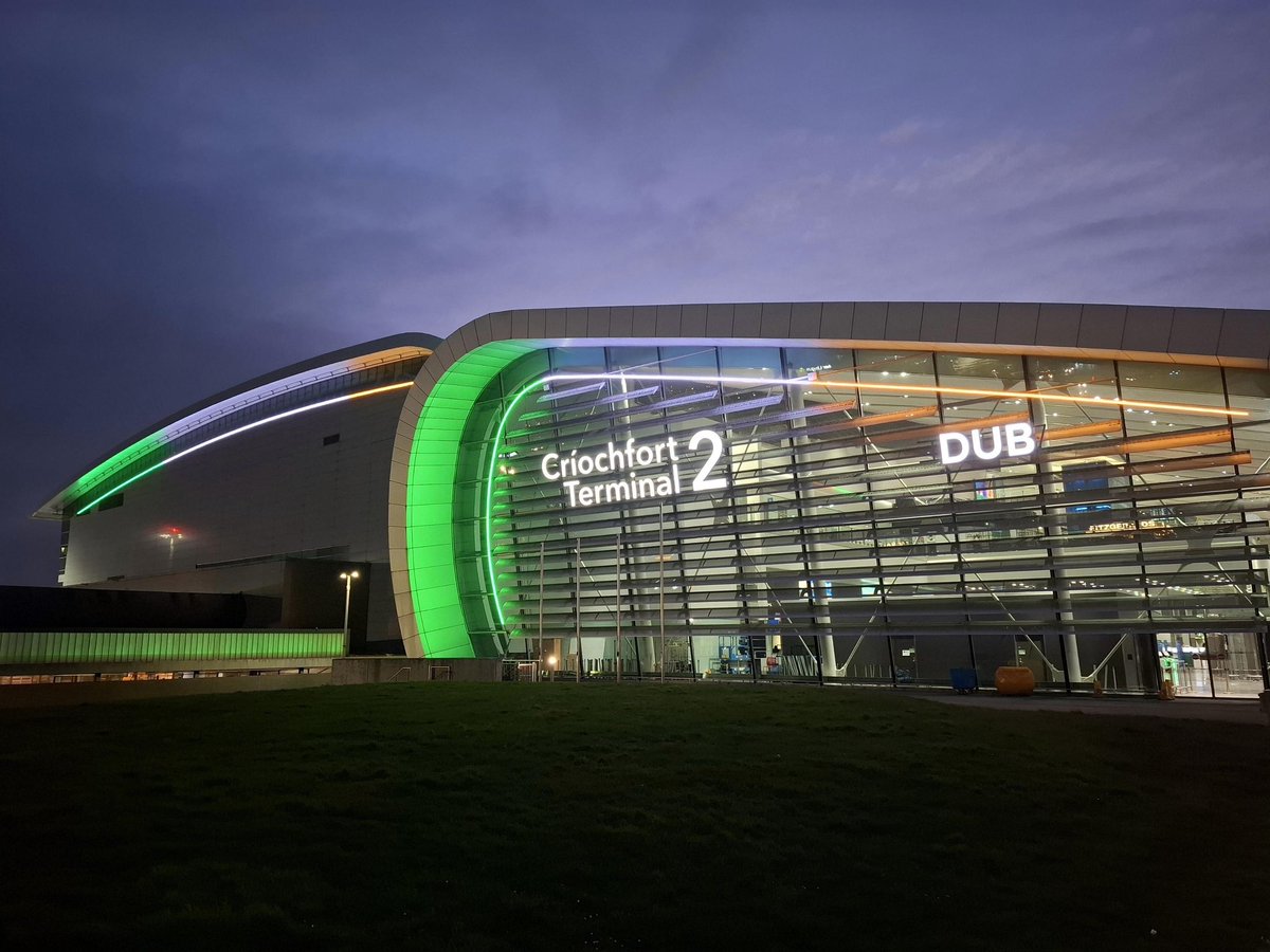 DublinAirport's tweet image. Dublin Airport is ready for St Patrick’s Day! ☘️ 

We can’t wait to welcome tens of thousands of tourists to Ireland over the coming day and a true Céad Míle Fáilte awaits with our buildings - both inside and out - lit up in green, white and orange! 

🟩⬜️🟧