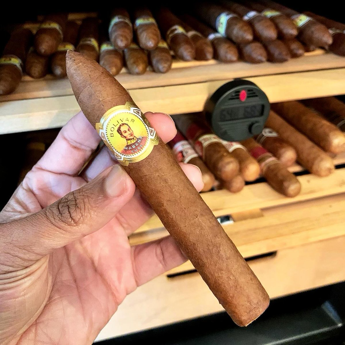 cigar64374's tweet photo. 100% authentic Cubans at
https://t.co/cRW2hbM1Nm https://t.co/LsBw1lWrh1