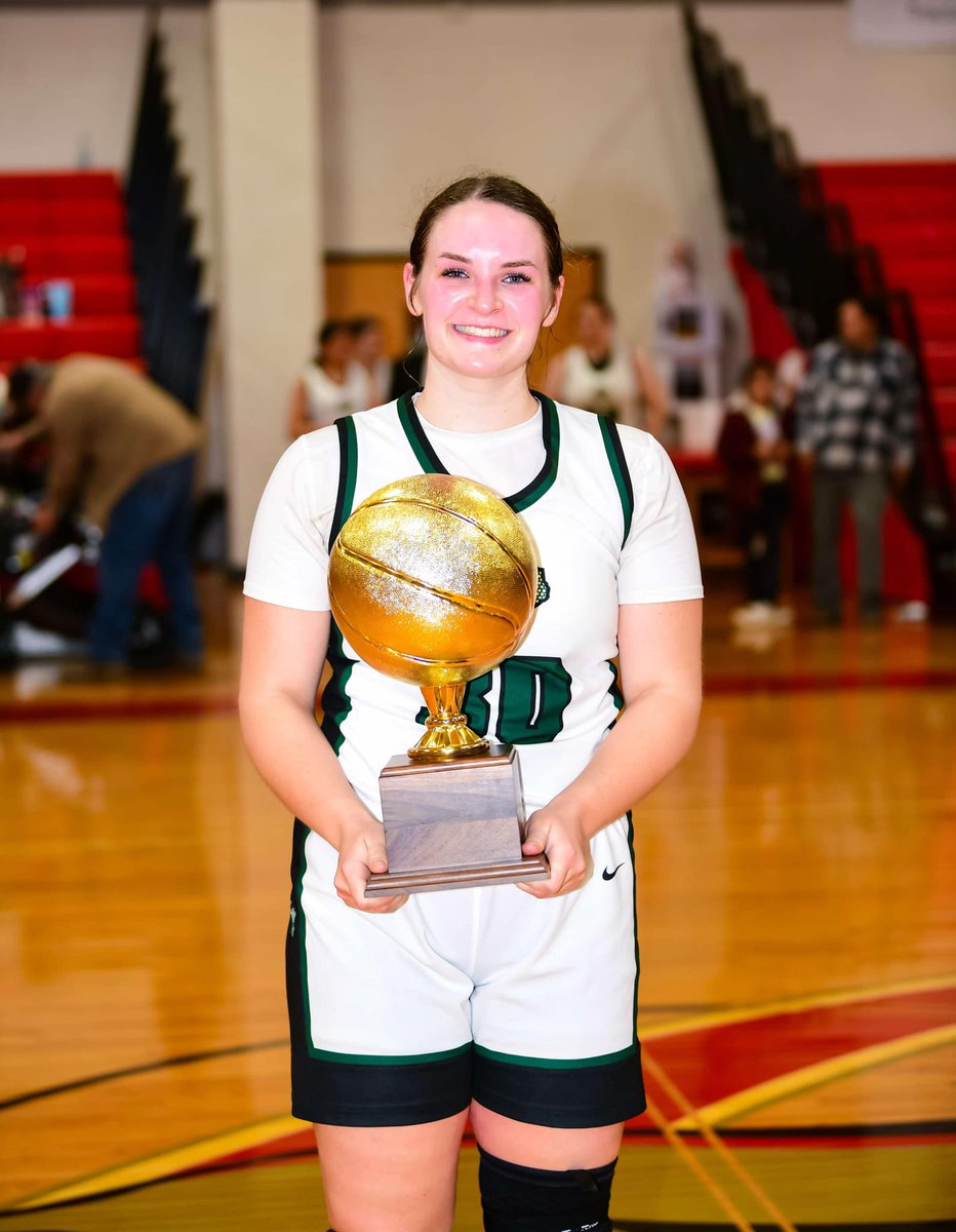 ConnieB1013's tweet photo. Congrats @DanaBarnett_14  for making 2nd team THCA Academic All State team! We are proud of the hard work off and on the court! https://t.co/PnsjuGZujT
