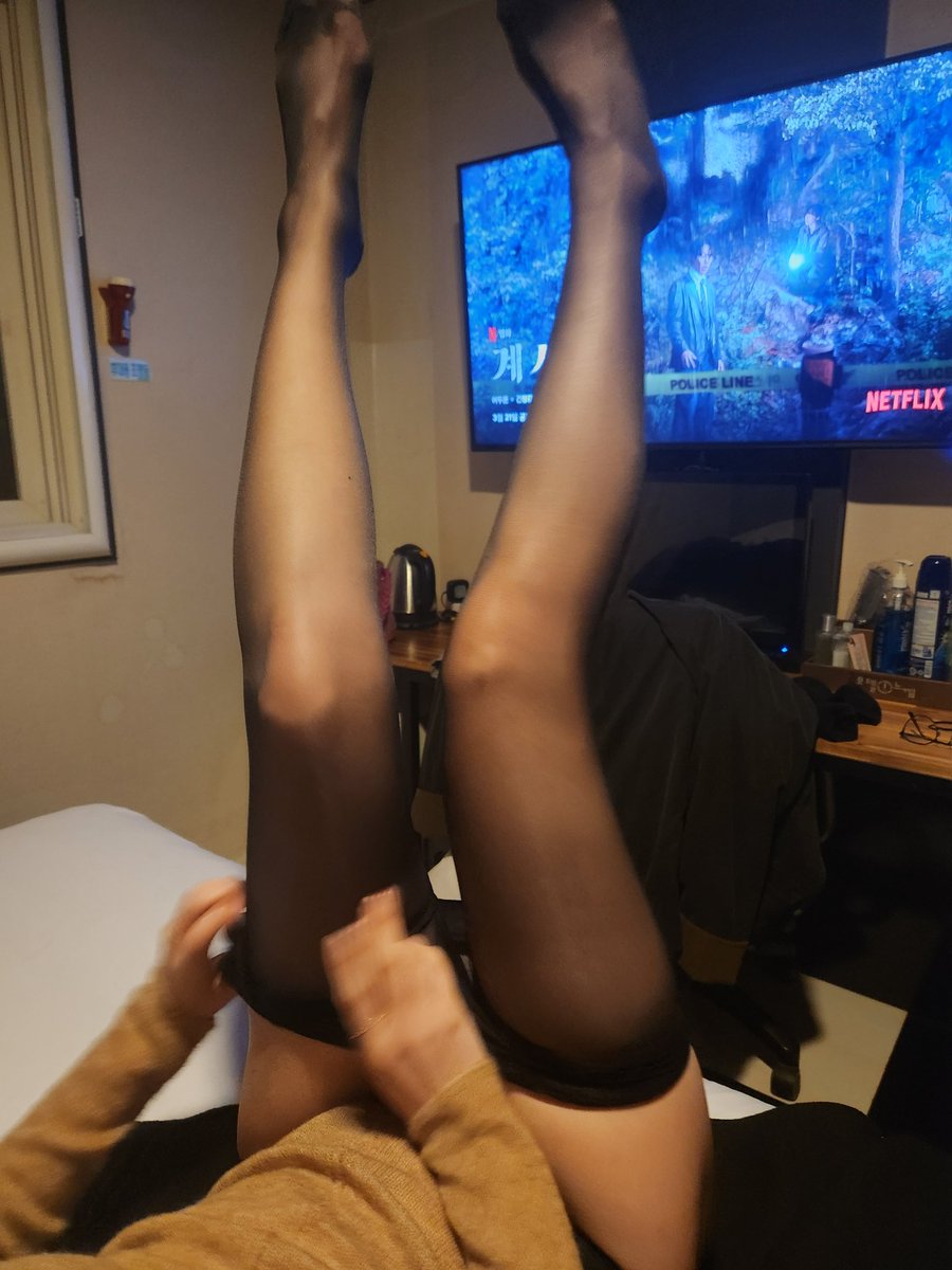 여친 팬티스타킹 신는 방법