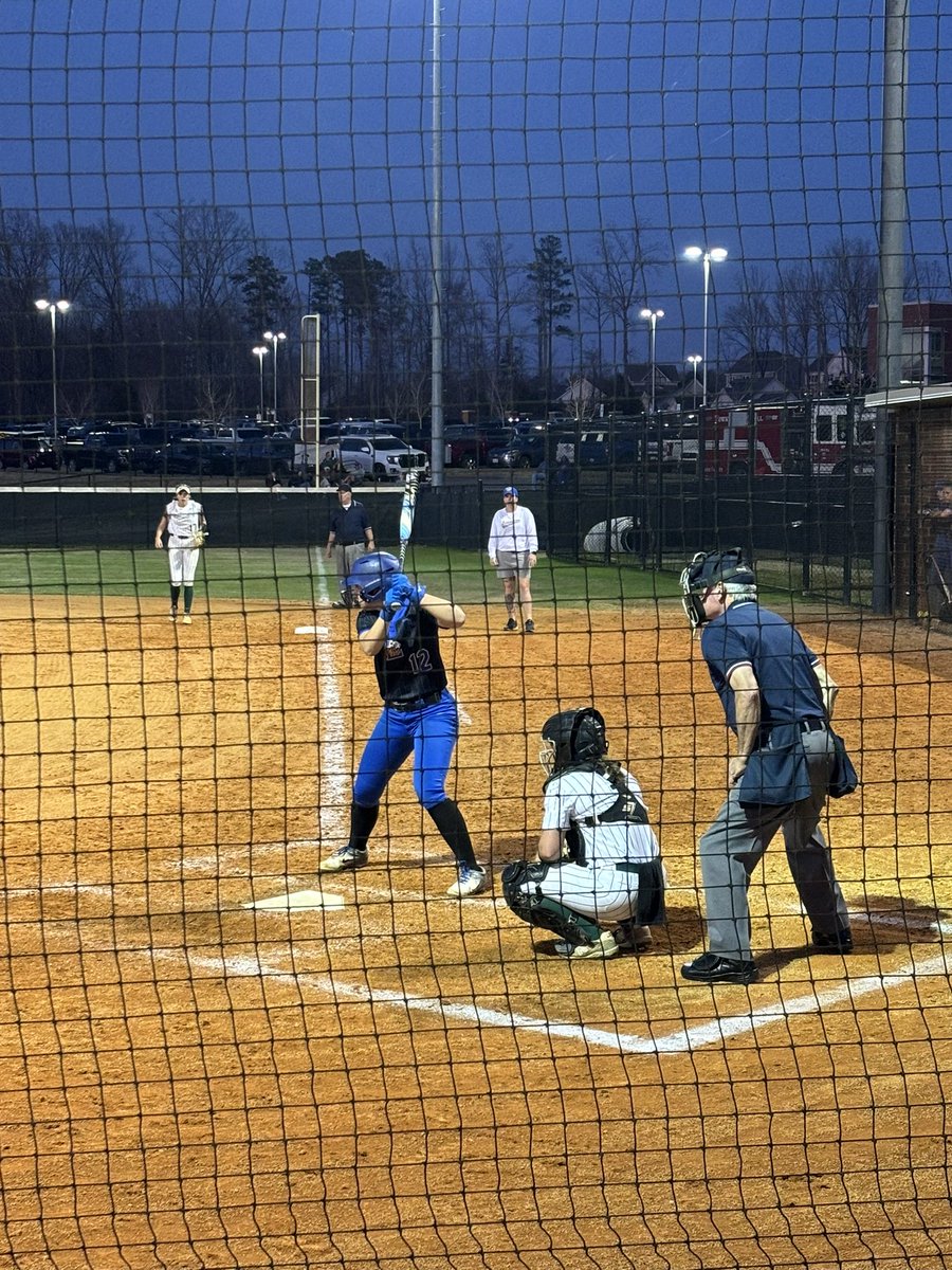 Bandits Elite Premier - Polk/Simpson (@bep_polk) on Twitter photo I love getting to see BEP girls compete against each ofher! Going to be watching these two play against each other for a long time in the Big South too!
<a href="/liviwarren1107/">Livi Warren</a> vs <a href="/miakovacs03/">Mia Kovacs</a>
<a href="/GWUSoftball/">Gardner-Webb Softball</a> vs <a href="/UpstateSoftball/">USC Upstate Softball</a> I love getting to see BEP girls compete against each ofher! Going to be watching these two play against each other for a long time in the Big South too!
<a href="/liviwarren1107/">Livi Warren</a> vs <a href="/miakovacs03/">Mia Kovacs</a>
<a href="/GWUSoftball/">Gardner-Webb Softball</a> vs <a href="/UpstateSoftball/">USC Upstate Softball</a>