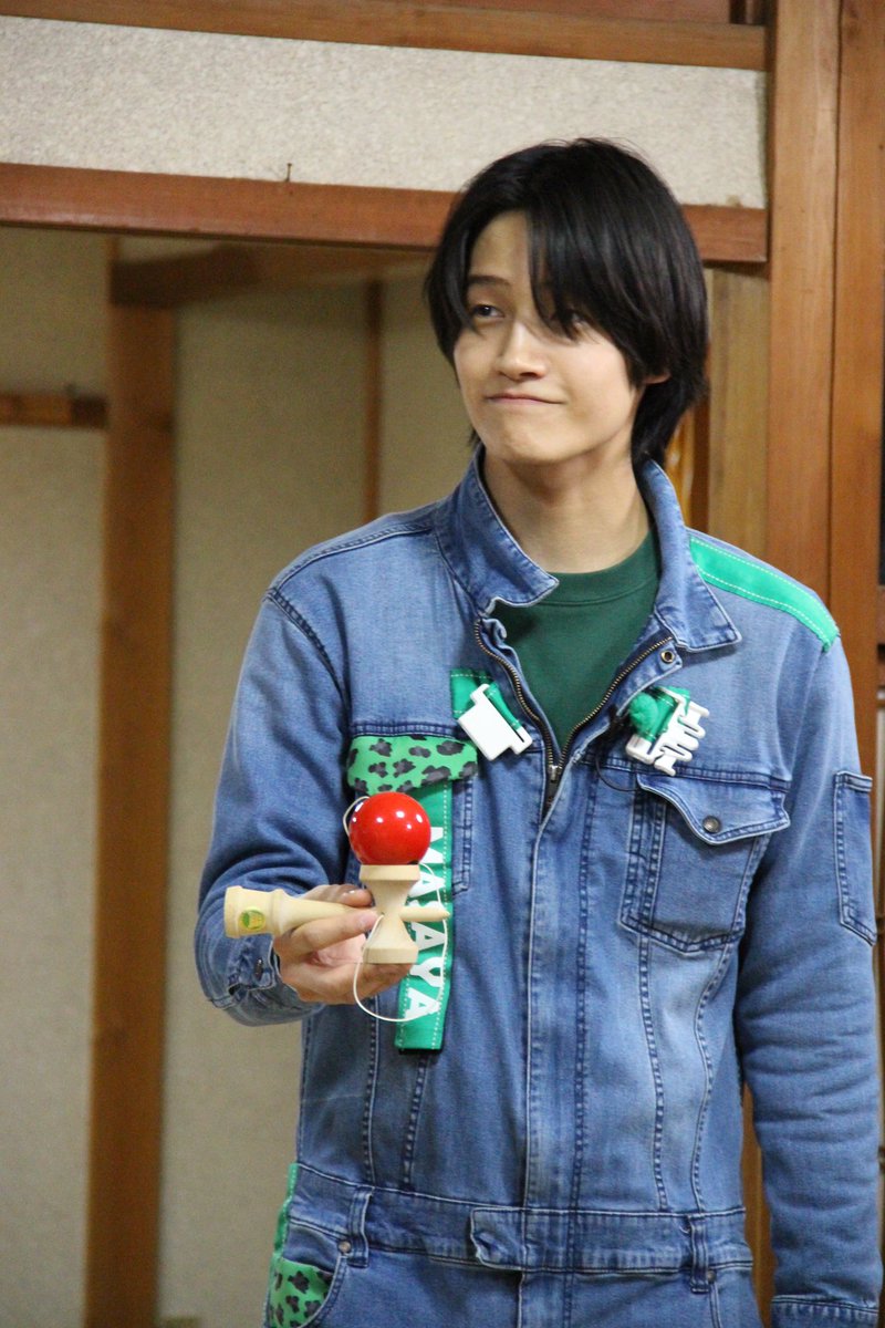 ふーページ Aぇゐこ衣装 正門福本佐野 ふーページ Aぇゐこ衣装 正門