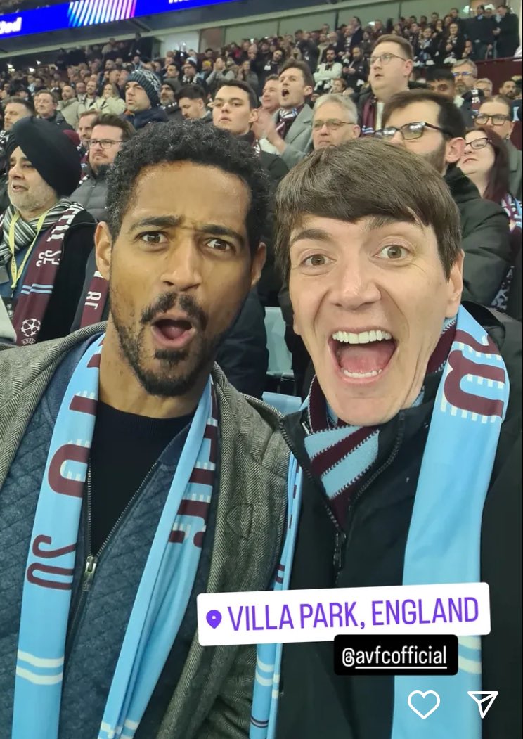 jawsavfc's tweet image. lowkey friendship goals