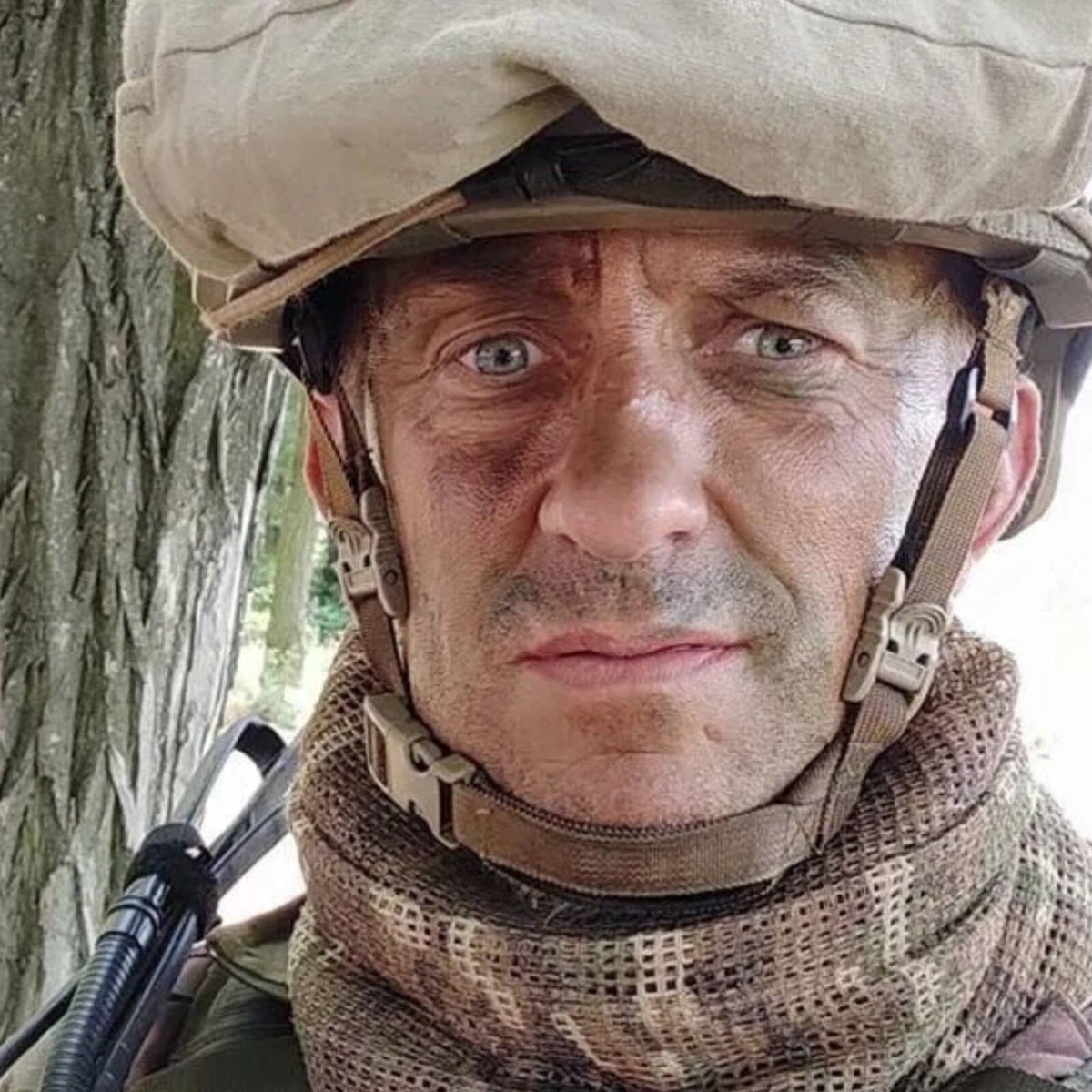 Bricktop_NAFO (@bricktop_nafo) on Twitter photo This is Shaun Pinner
Shaun Pinner <a href="/olddog100ua/">Shaun Pinner</a> is a former British soldier who fought for the Ukrainian marines and was captured by Russian forces in 2022 during the siege of Mariupol.
During his captivity, he endured electrocution, beatings, and starvation, facing the same This is Shaun Pinner
Shaun Pinner <a href="/olddog100ua/">Shaun Pinner</a> is a former British soldier who fought for the Ukrainian marines and was captured by Russian forces in 2022 during the siege of Mariupol.
During his captivity, he endured electrocution, beatings, and starvation, facing the same