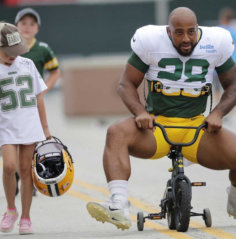 danielhobl's tweet image. I&apos;d like to thank A.J. Dillon for everything he did for the Packers and also for how much he embraced Green Bay and the surrounding community. From the Quadfather to the Mayor of Door County, it was a pleasure sir. All the best to you and your family. #GoPackGo