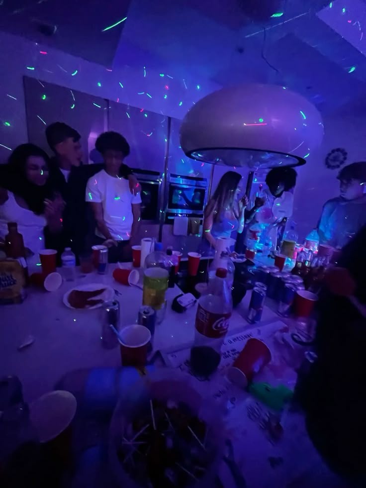 já cheguei ganhando do jason no beer pong