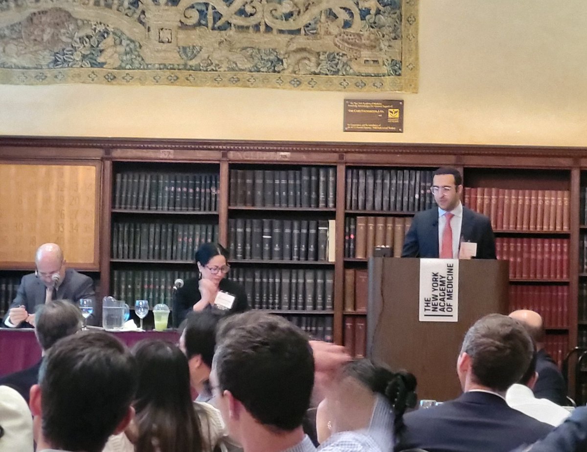 MontefioreUrology (@montefioreuro) on Twitter photo Cheering on our chief resident <a href="/JustinLoloi/">Justin Loloi, MD</a> at the <a href="/NYSAUA/">New York Section AUA</a> chief's debate.
Proud of him!
#urology in the #Bronx
#UroRes Cheering on our chief resident <a href="/JustinLoloi/">Justin Loloi, MD</a> at the <a href="/NYSAUA/">New York Section AUA</a> chief's debate.
Proud of him!
#urology in the #Bronx
#UroRes