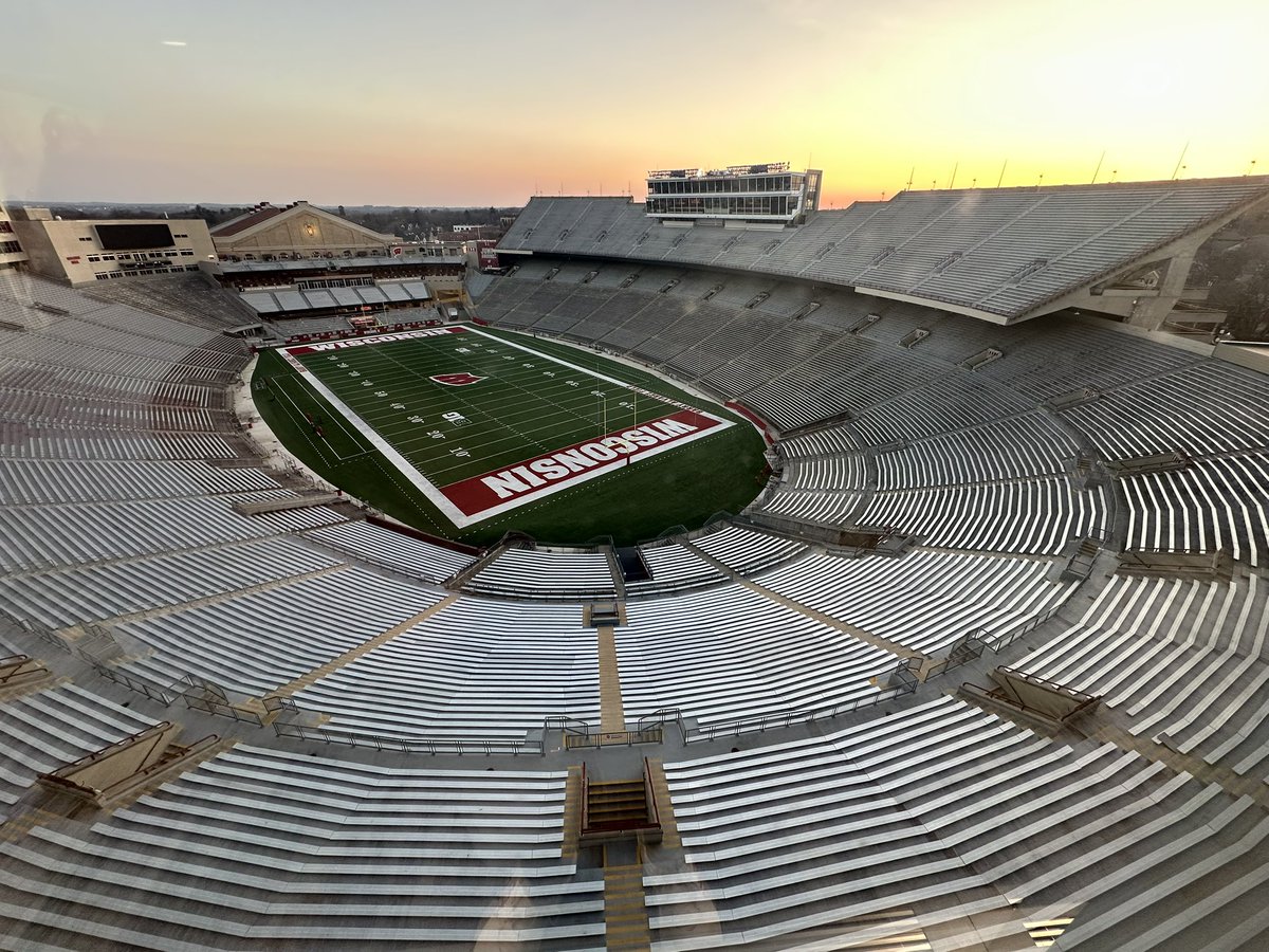 CoachBlaz's tweet image. ‘Twas the night before Spring Ball &amp;amp; all through our house….
#BadgerBall25📛 #ThunderDome⚡️