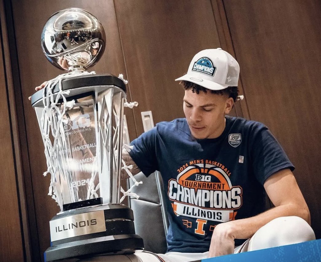 TheConnorPils's tweet photo. With tonight’s loss to Baylor, the illustrious career of Coleman Hawkins will likely come to an end (barring NIT/Crown participation)

🔷3-time Big Ten Champion
🔶 only Brad recruit to stay 4 yrs
🔷 heart of the #illini 

Legend. Can’t wait to see what he does at the next level🫡 https://t.co/trfVvqJ6KV