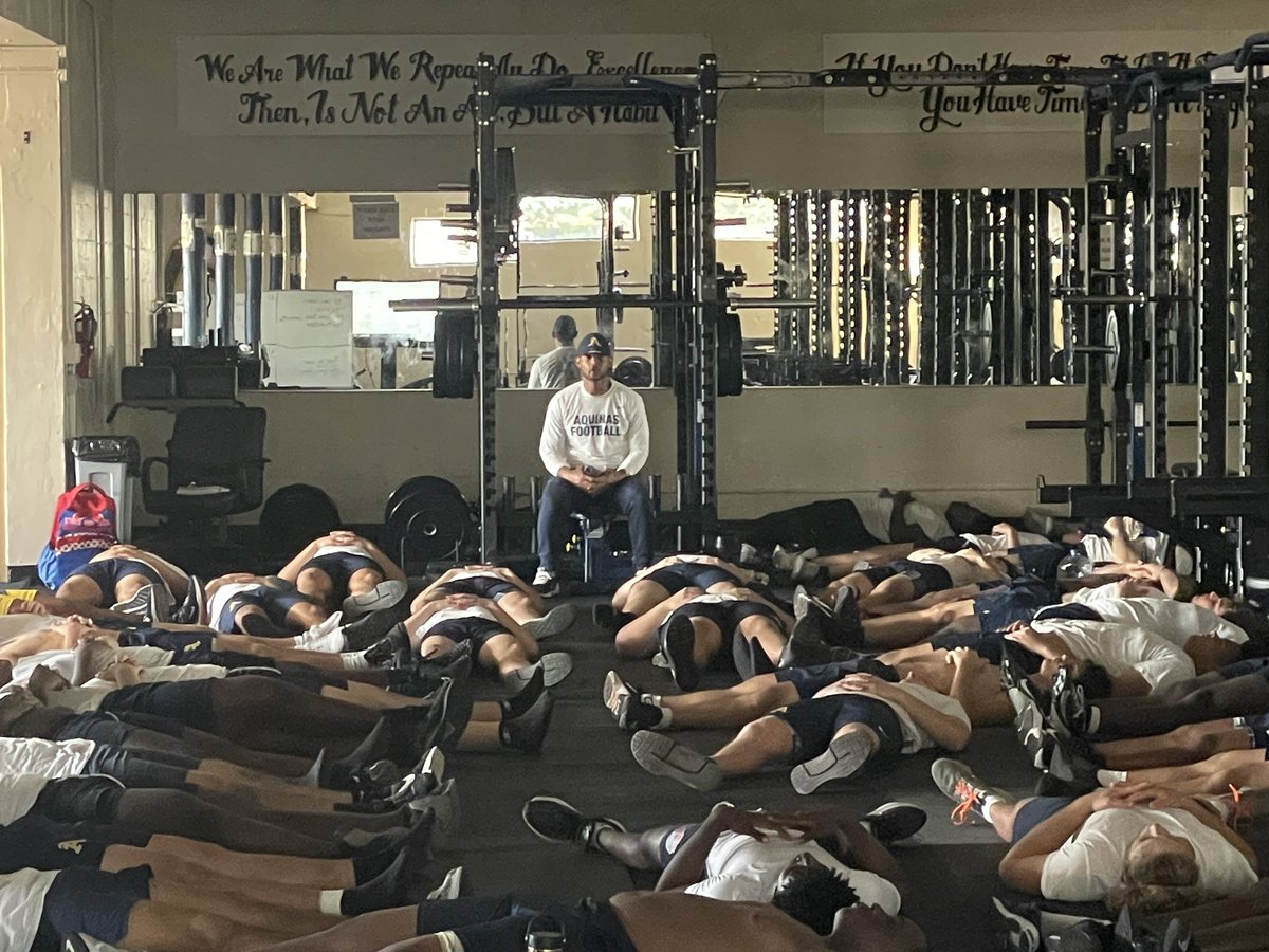 Aquinas Football (@sta_football) on Twitter photo 🔹🔸 The GOOD work up to the point of discomfort and is satisfied🔸🔹
🔹🔸The GREAT work through discomfort in pursuit of better opportunities🔸🔹
🔹🔸The LEGENDARY embrace discomfort to leave an inspiring legacy🔸🔹
#FTF
#Brotherly_Love
#YouGoWeGo
<a href="/CoachHarriott/">Roger Harriott</a> 🔹🔸 The GOOD work up to the point of discomfort and is satisfied🔸🔹
🔹🔸The GREAT work through discomfort in pursuit of better opportunities🔸🔹
🔹🔸The LEGENDARY embrace discomfort to leave an inspiring legacy🔸🔹
#FTF
#Brotherly_Love
#YouGoWeGo
<a href="/CoachHarriott/">Roger Harriott</a>