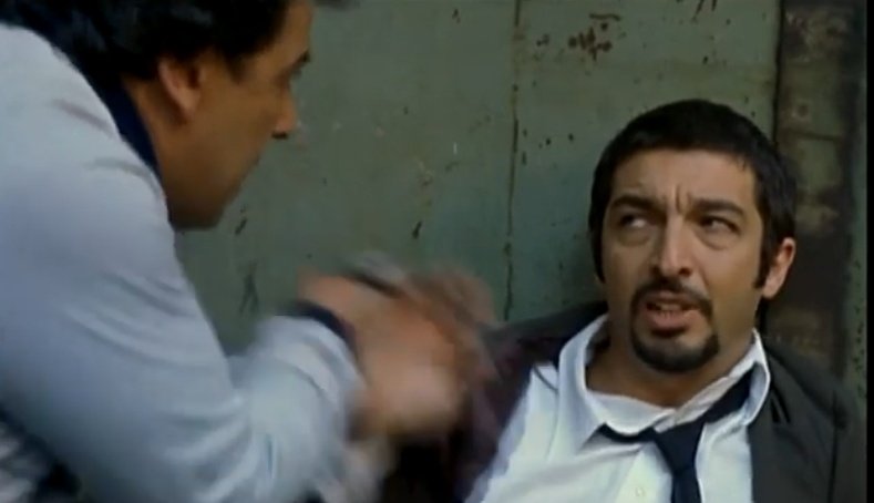 - Yo no dije compañeros
- Si dijiste compañeros la re puta que te parió dijiste compañeros