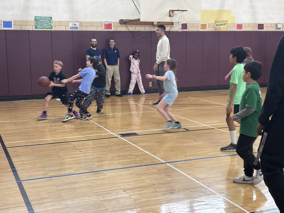 Stephanie Leveille tweet media