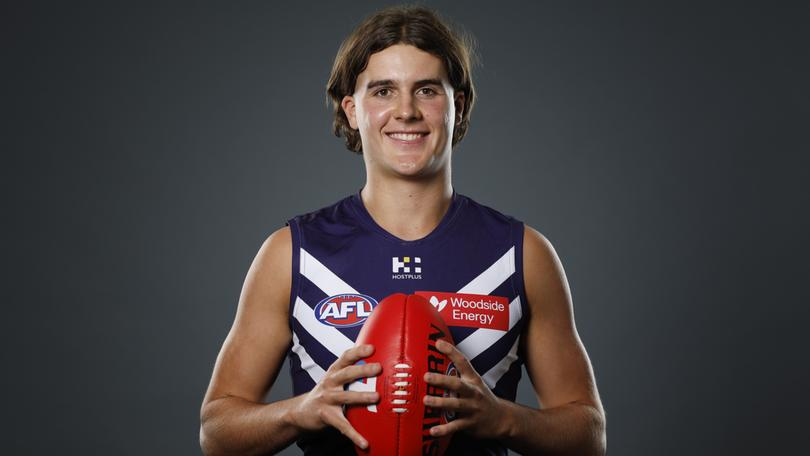 FantasyNateO's tweet photo. Murphy Reid confirmed to debut for Freo in Round 1. He has really impressive junior numbers and could be one of the better scoring rookies. I'm still a bit concerned about his job security

#AFL #AFLFAntasy #Fremantle #Dockers #CashCow https://t.co/IvSdnSrAE9