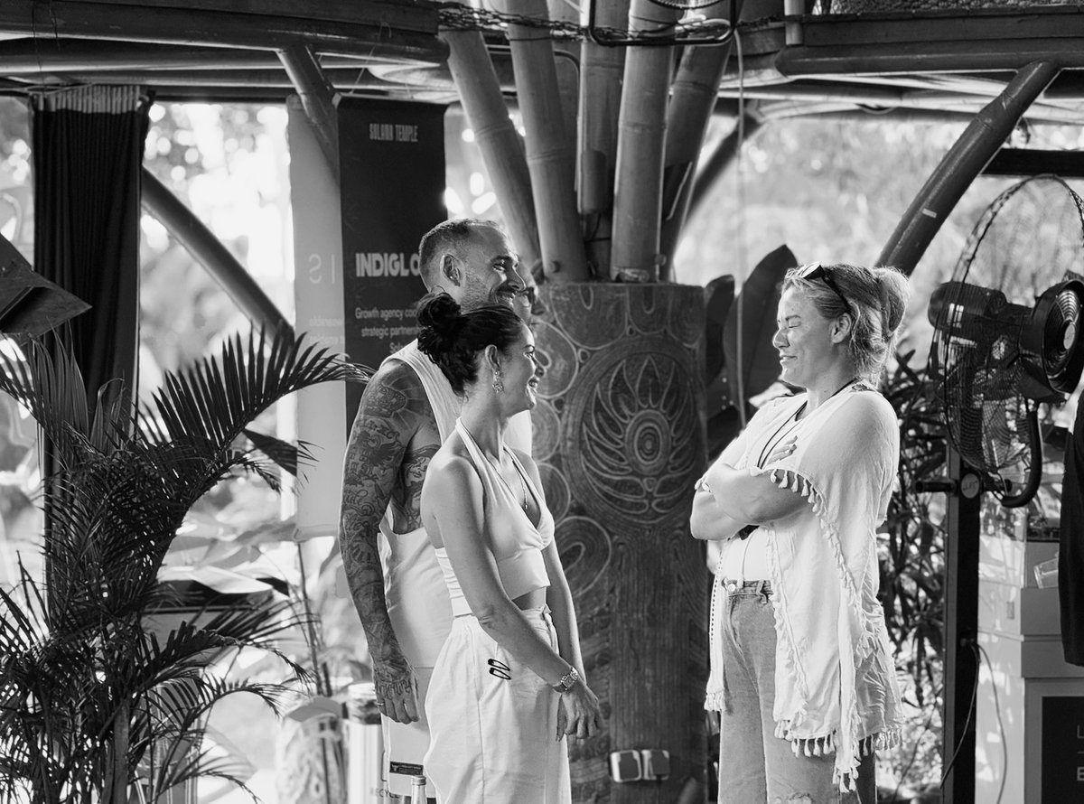 We 💚 Solana builders!

Demo Day @Flow_Bali dazzled, with promising projects, builders and investors spotlighting the future of Solana innovation ✨

Excited to continue supporting the ecosystem's growth!