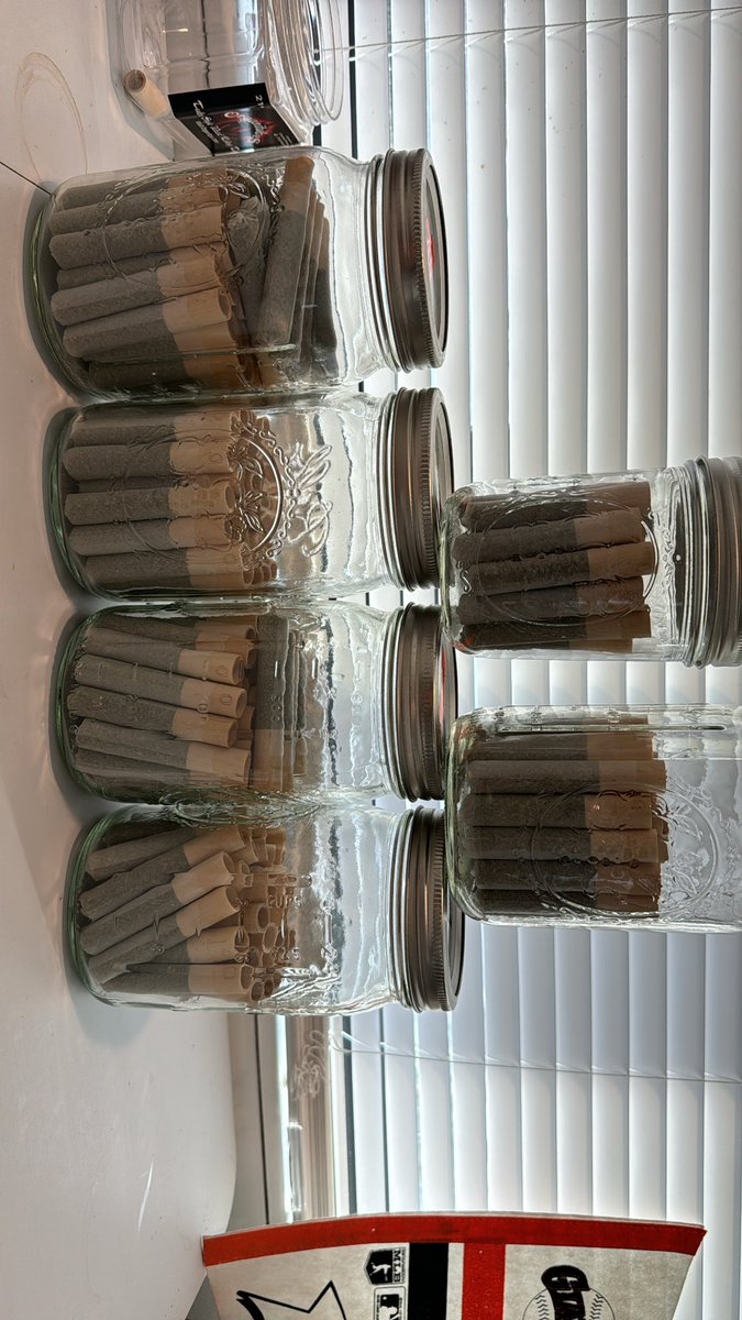 Sturt doinks tweet media