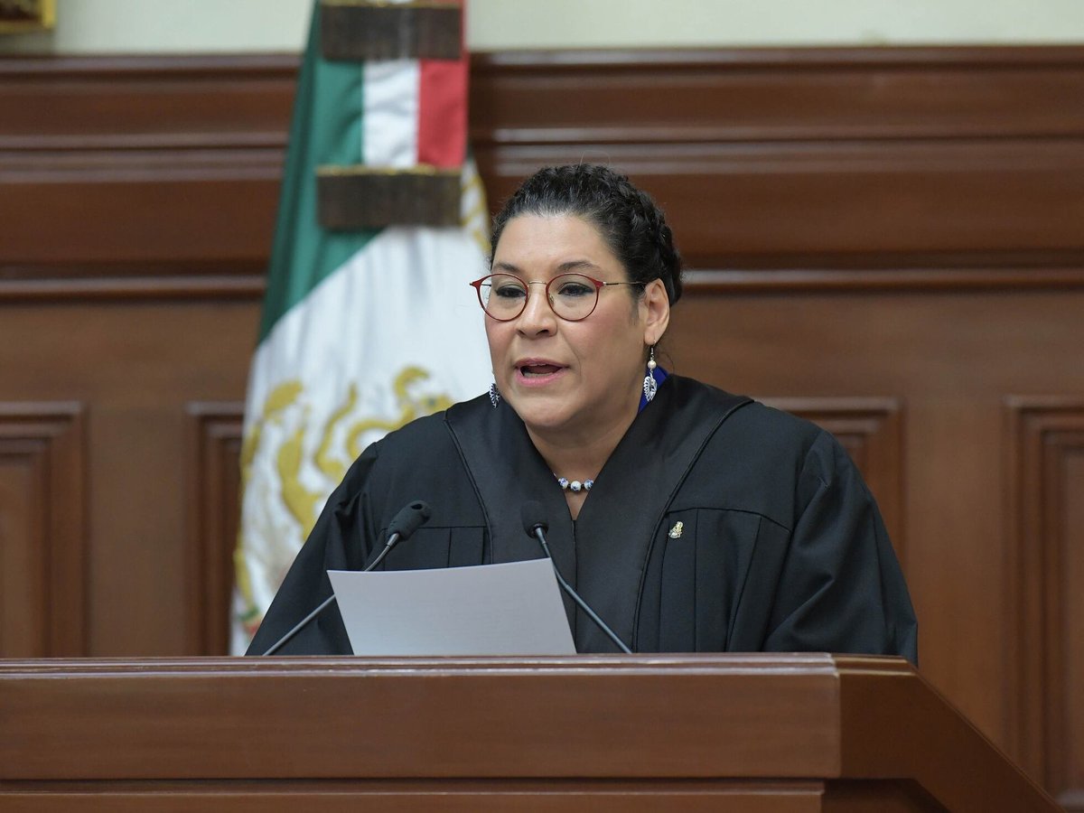 juncalssolano's tweet photo. Ricardo Salinas Pliego y Norma Piña se creen que la SCJN y que el Poder Judicial les pertenece. 

Esa soberbia los terminará de hundir. 

Sus trampas sólo provocarán que Lenia Batres sea la próxima presidenta de la Corte. https://t.co/3ZRwS9ocRZ