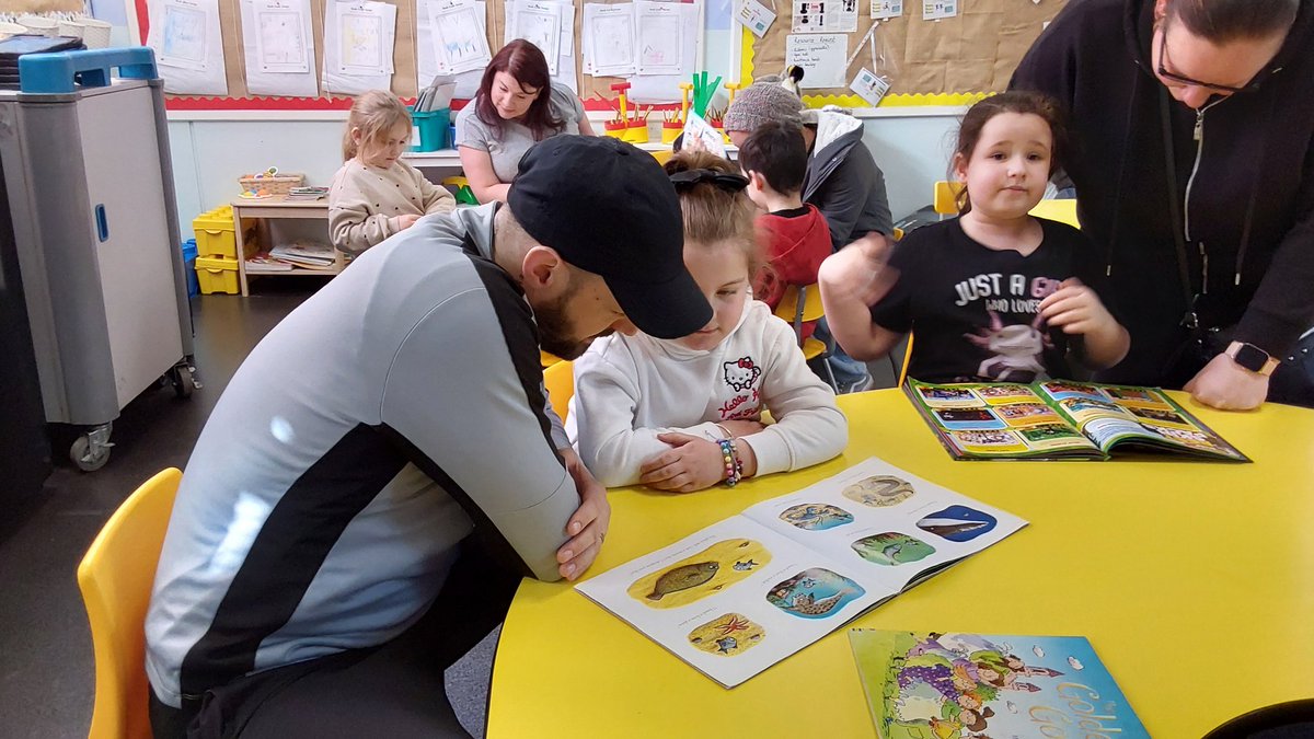 DukeStPrimary's tweet photo. A lovely Reading Cafe session for Acorn class yesterday 📚☕️🫖 A huge  'Thank you' to all the grown-ups who attended 🥰#ReadingCafe #readingforpleasure #readingisoursuperpower https://t.co/4ahiDMFsyK