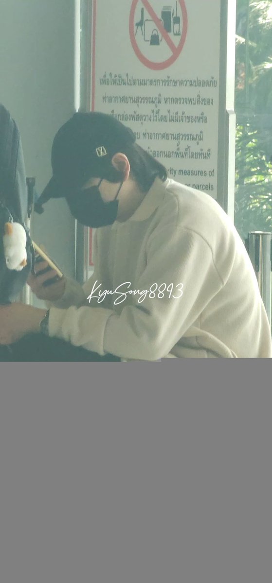 KyuSong8893's tweet photo. 250313

오빠 🥹🥹🥹

#Kyuhyun #규현 #圭贤
#Kyuhyun10thAnniversaryAsiaTour https://t.co/glLPZ3lk4s