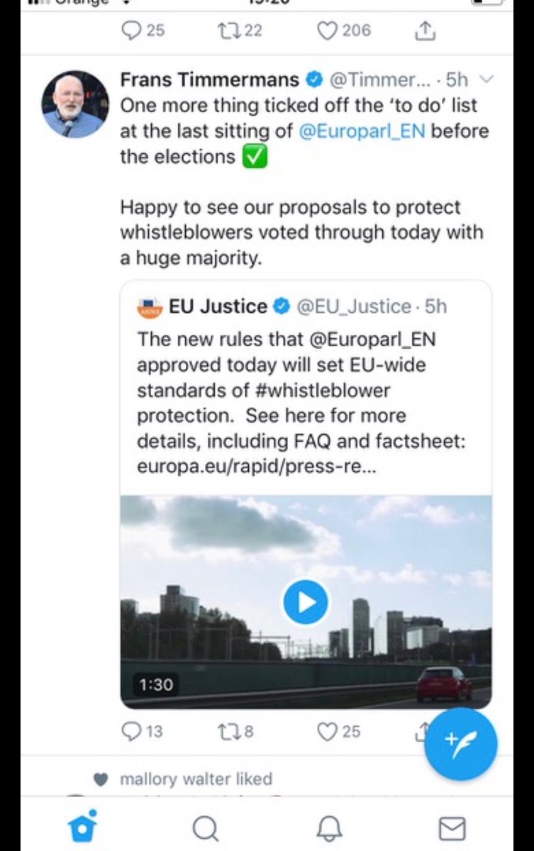 Zeg <a href="/F__Timmermans/">Frans Timmermans</a>, hoe zit het met onderstaande blijdschap die u vijf jaar geleden uitte vanwege de nieuwe EU regelgeving mbt klokkenluidersbescherming ?

Klokkenluider <a href="/HenrietteLaar/">Henriette Van de Laar</a> (2012) van SNS Reaal (u weet wel, de bank die vooropgezet werd genationaliseerd en in