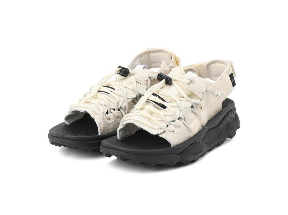 Y's×フラワーマウンテンのコラボサンダル「プマプンク」レザーとナイロンの異素材アッパー - fashion-press.net/news/131509