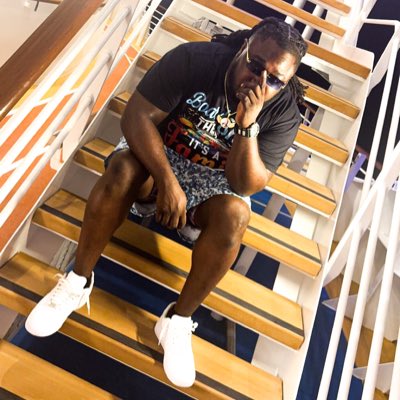 TopNotchMal's tweet image. #NewProfilePic