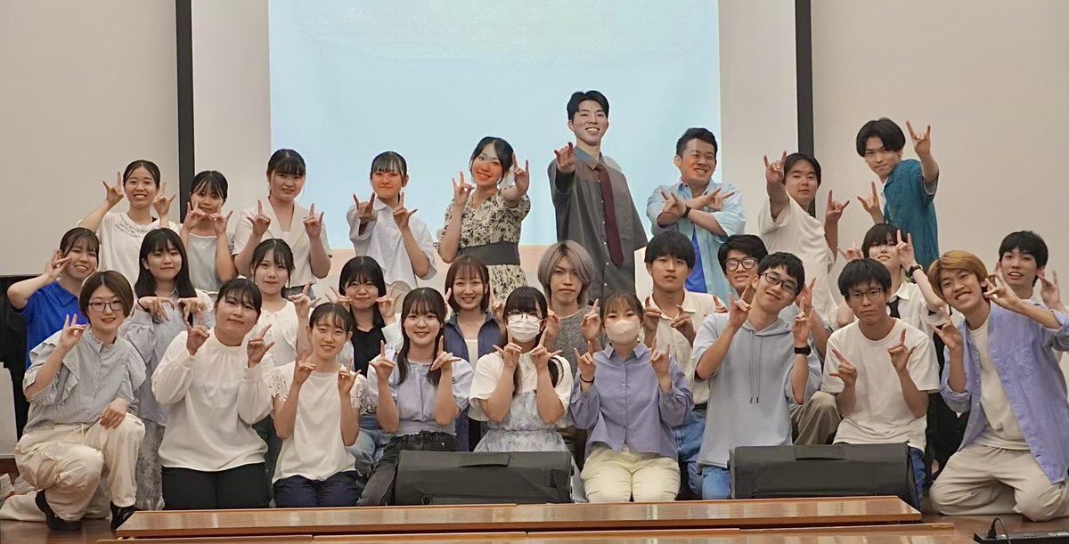 文教大学に合格された皆さん🌸

合格おめでとうございます！✨

私たち文教大学アカペラサークル ハモハモでは一緒に音楽を楽しむ仲間を募集中です🎶✨

📢新歓ライブ&amp;サークル見学・体験開催予定！詳細はXでお知らせするのでフォローしてね👀✨

 #春から文教  #文教大学   #アカペラ