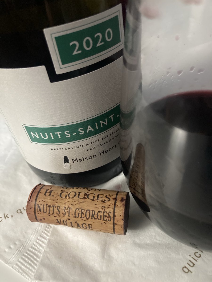 DoliverosDaniel's tweet image. The legendary #HenriGouges pedigree,at a fraction of the price,this lovely negociant cuvée of 20 #NuitsSaintGeorges,has much much personality than more Nuits,at double the price,bright deep ruby color,charming aroma of Chambord,agrumi &amp;amp; herbs,good concentration &amp;amp; personality,NICE