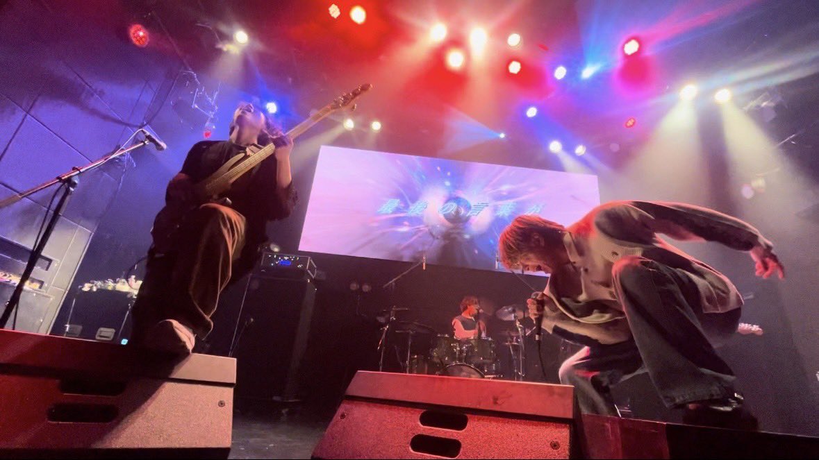 ivys_official_'s tweet photo. 先日ライブ来てくださった皆様、
オンラインで観てくれた皆様、
ありがとうございました!!!
やっぱライブは痺れる🎸🎙️💥
もっともっとステージでパフォーマンスしていきたい🔥
#IVYS. #アイビス
📷 @kana__0605 thanks!!!! https://t.co/ZOtTnzlqki