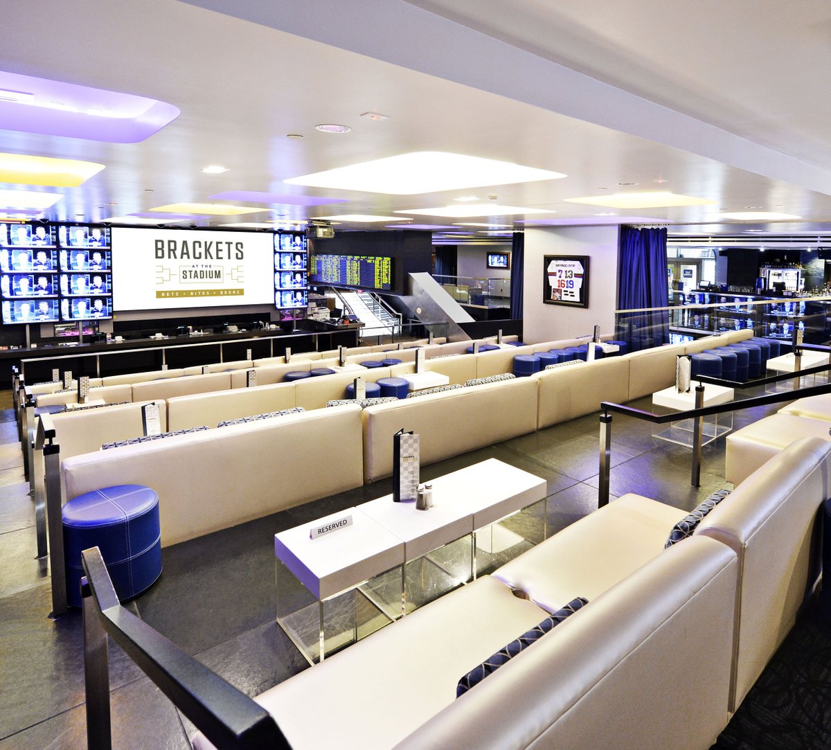 🏀 Experience the ultimate college hoops showdown March 20-22 as Brackets at The Stadium brings March Mayhem to The Venetian Resort. 🏀 Get your tickets today. #MarchMayhem #basketball #collegehoops

bit.ly/3FmW2iv