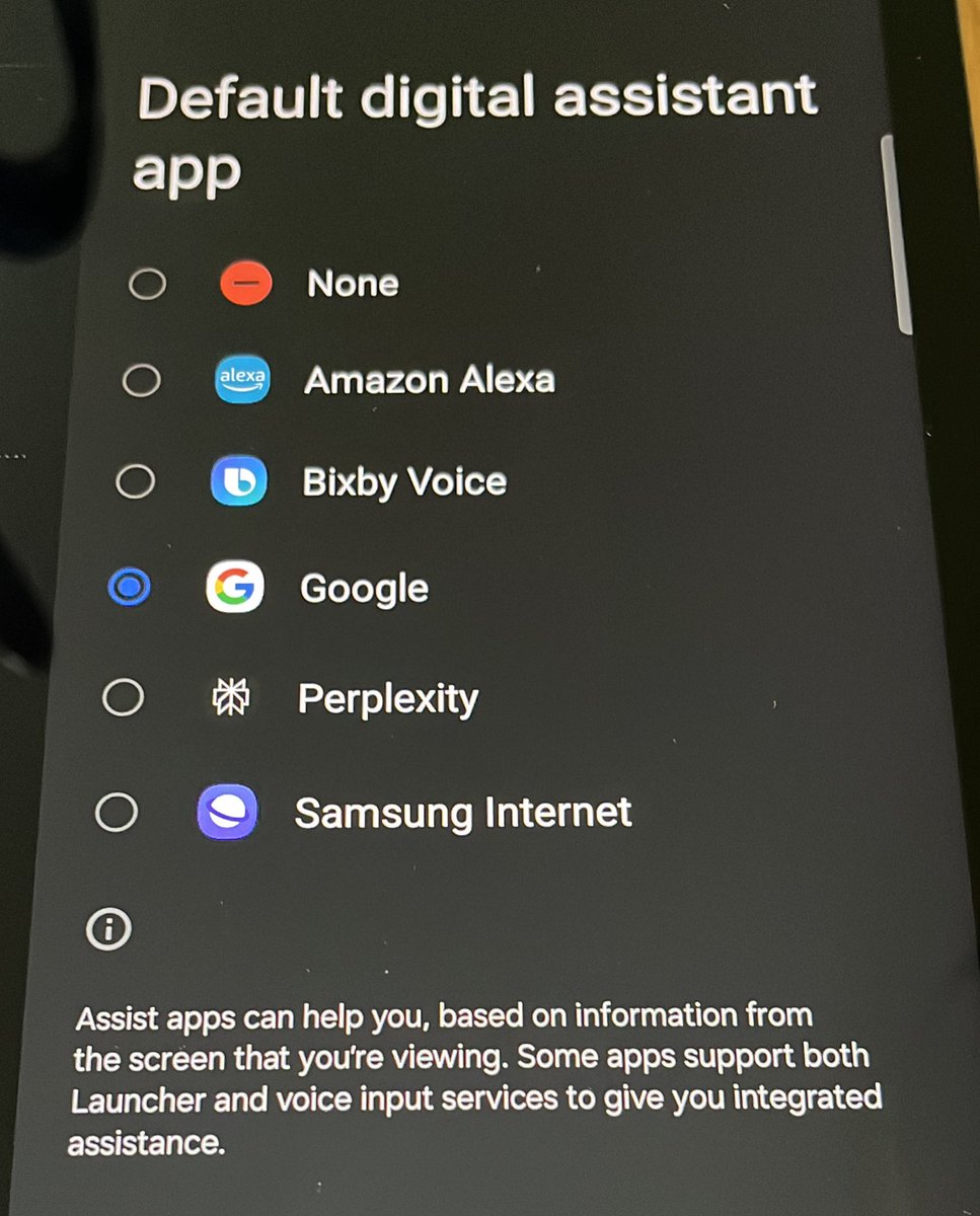IMTiTo171's tweet photo. The clutter of choices for digital assistant apps is evident. I don’t see how consolidation will happen here except @SamsungUK merging Bixby and Samsung internet(which looks more like an error).

#AgentAI https://t.co/1U39N2U3ru