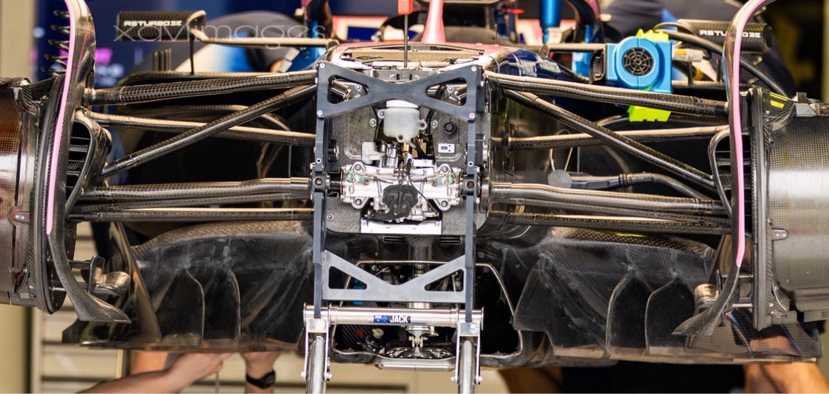 xavigazquez's tweet image. Hi Guys,

From my camera 📸 in Melbourne #AustralianGP #F1
.
#aeroporn from @alpinef1team #formula1 #F1Tech 🏎️
.
#xaviimages #f1technicalphotographer #formula1
.