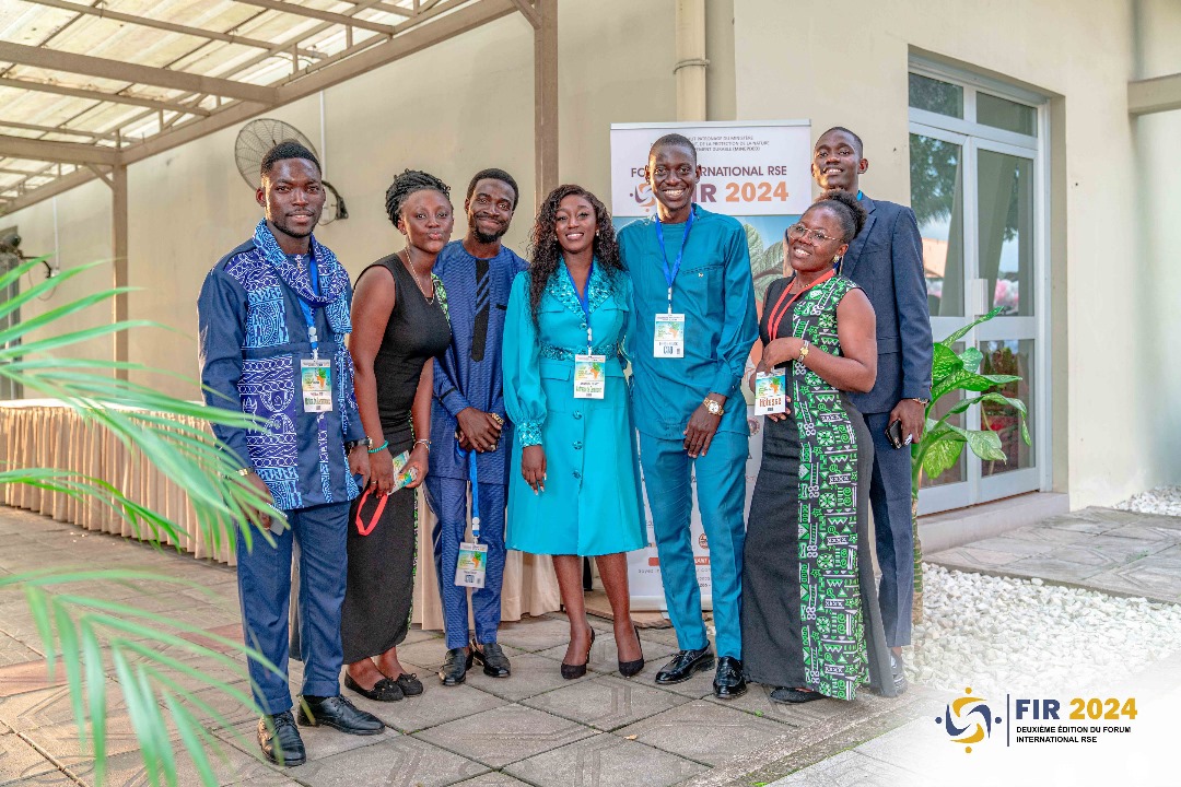 forum_rse's tweet image. 🛑 𝐓𝐞𝐦𝐩𝐬 𝐝&apos;𝐚𝐫𝐫𝐞̂𝐭 𝐬𝐮𝐫 𝐪𝐮𝐞𝐥𝐪𝐮𝐞𝐬 𝐢𝐦𝐚𝐠𝐞𝐬 𝐦𝐞́𝐦𝐨𝐫𝐚𝐛𝐥𝐞𝐬 𝐝𝐮 𝐅𝐈𝐑 𝟐𝟎𝟐𝟒

🖊 Pour plus d&apos;informations sur la prochaine édition, n&apos;hésitez pas à nous contacter via les coordonnées suivantes :

☎ 𝑻𝒆́𝒍𝒆́𝒑𝒉𝒐𝒏𝒆 : (+237) 676 503 286