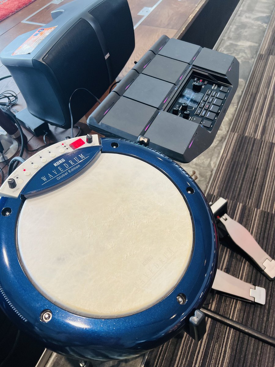 再販されたWAVEDRUM🪘🥁をショールームに展示しました！
是非お試しください🤩

#WAVEDRUM #パーカッション #圧力センサー
korg.com/jp/products/dr…