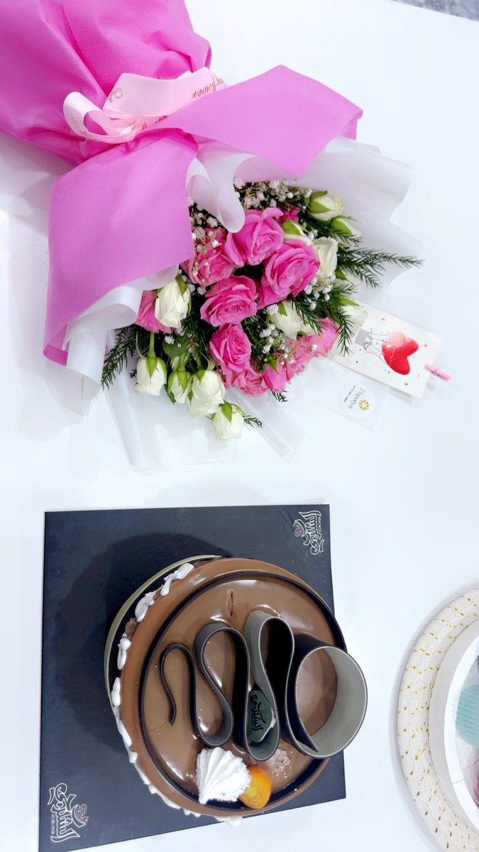 SherenIbrahim9's tweet photo. #ذكريات_ #ايام #اقتباسات_حب_عبارات_سنابيه #اقتباسات https://t.co/8r9HAghNXx