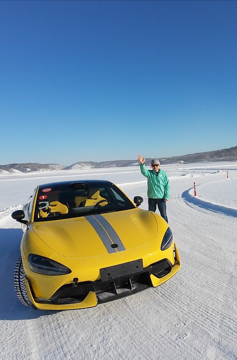 leijun's tweet photo. Follow me for the thrill of ice drifting with Xiaomi SU7 Ultra! https://t.co/Sem8C24iL1
