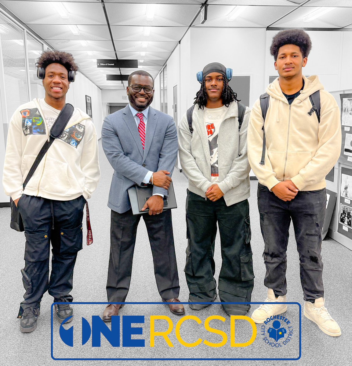 jacobscott101's tweet image. One of the greatest joys of my job is stepping outside my office and running into former students—now juniors and seniors—who are out here making big moves! Today, I had the privilege of catching up with three incredible young scholars who are launching their own businesses and…