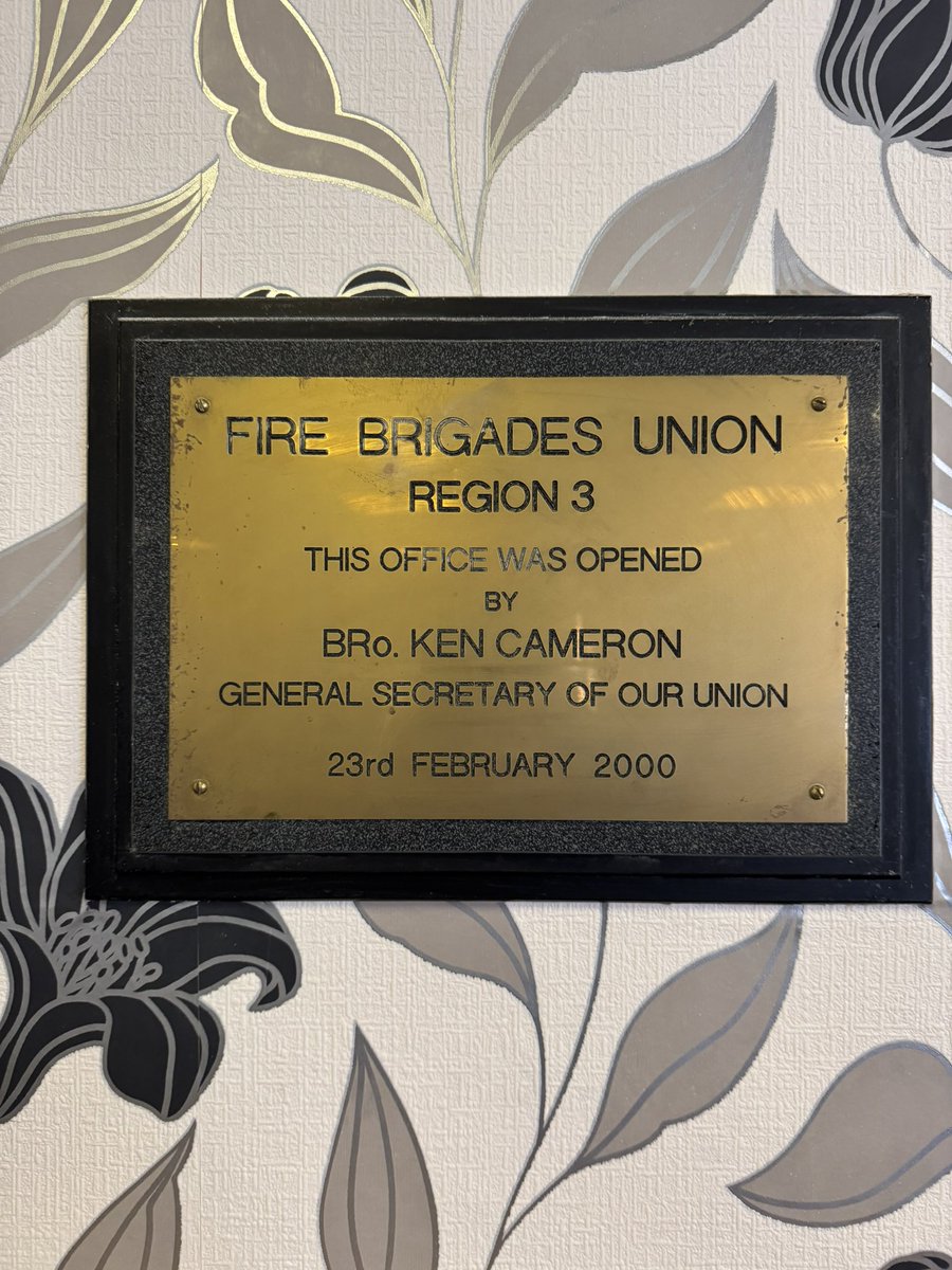 Steve Wright (@unionstevew) on Twitter photo Good couple of days in the North East at the <a href="/LGAcomms/">Local Government Association (LGA)</a> conference talking about the need for investment in our Fire and Rescue Services.
Also, great meeting with the <a href="/fburegion3/">FBU@Reg3 North East</a> North East FBU regional committee.
The regional office was opened by the former GS Ken Cameron back Good couple of days in the North East at the <a href="/LGAcomms/">Local Government Association (LGA)</a> conference talking about the need for investment in our Fire and Rescue Services.
Also, great meeting with the <a href="/fburegion3/">FBU@Reg3 North East</a> North East FBU regional committee.
The regional office was opened by the former GS Ken Cameron back