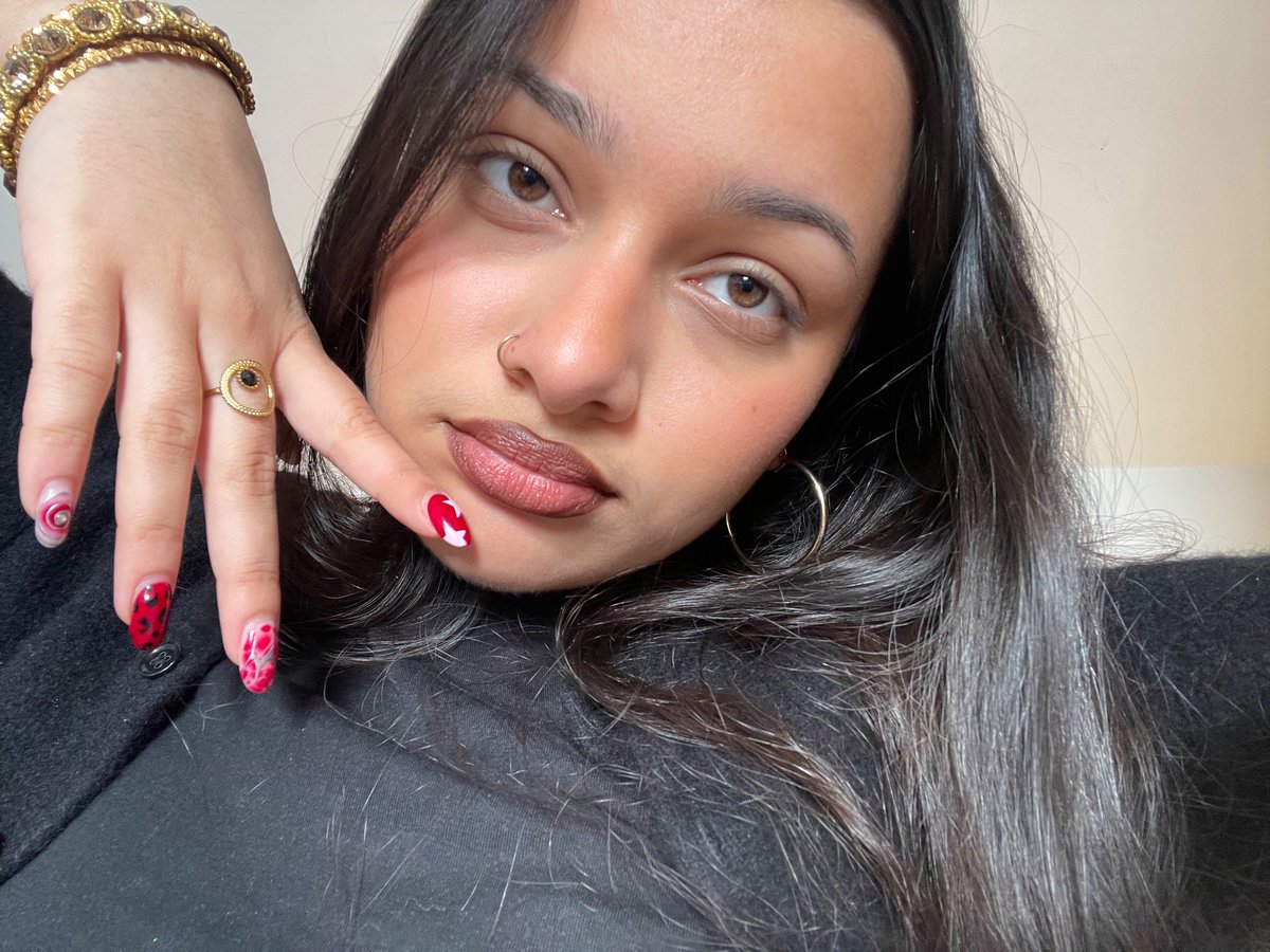 z4ynator's tweet photo. ET le lip combo charlotte tilbury pillow talk PITIÉ JE M’EN REMETS PAS #profitezbien 💋💋 https://t.co/Nfwk5CPKem