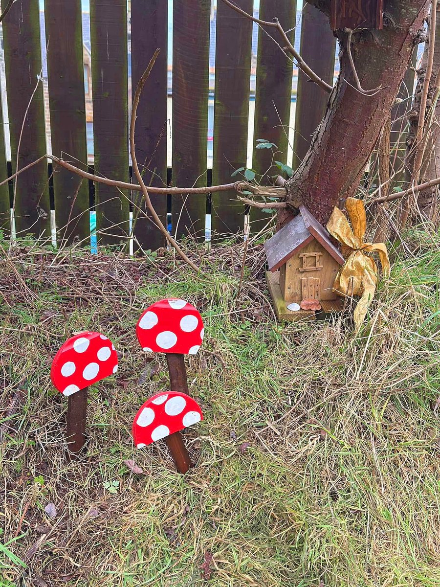 Discover the Magic of Portgordon Fairy Walk! ✨ #EscapeYourEveryday

Tucked away in the charming village of Portgordon, a once-ordinary railway path has been transformed into a whimsical fairy wonderland 🧚‍♀️

facebook.com/profile.php?id… 

📌 - Portgordon
📷 - Portgordon Fairy Walk