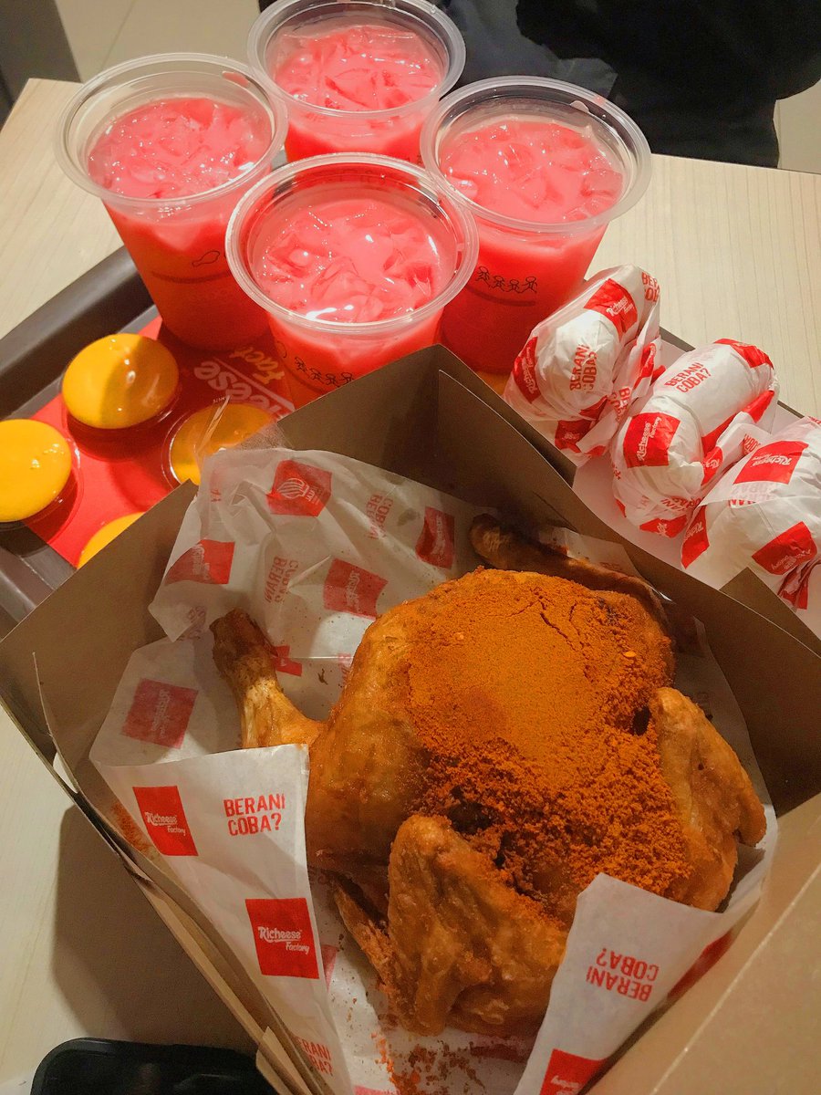 terimakasih untuk selalu mengusahakan apa yang aku inginkan 🥺