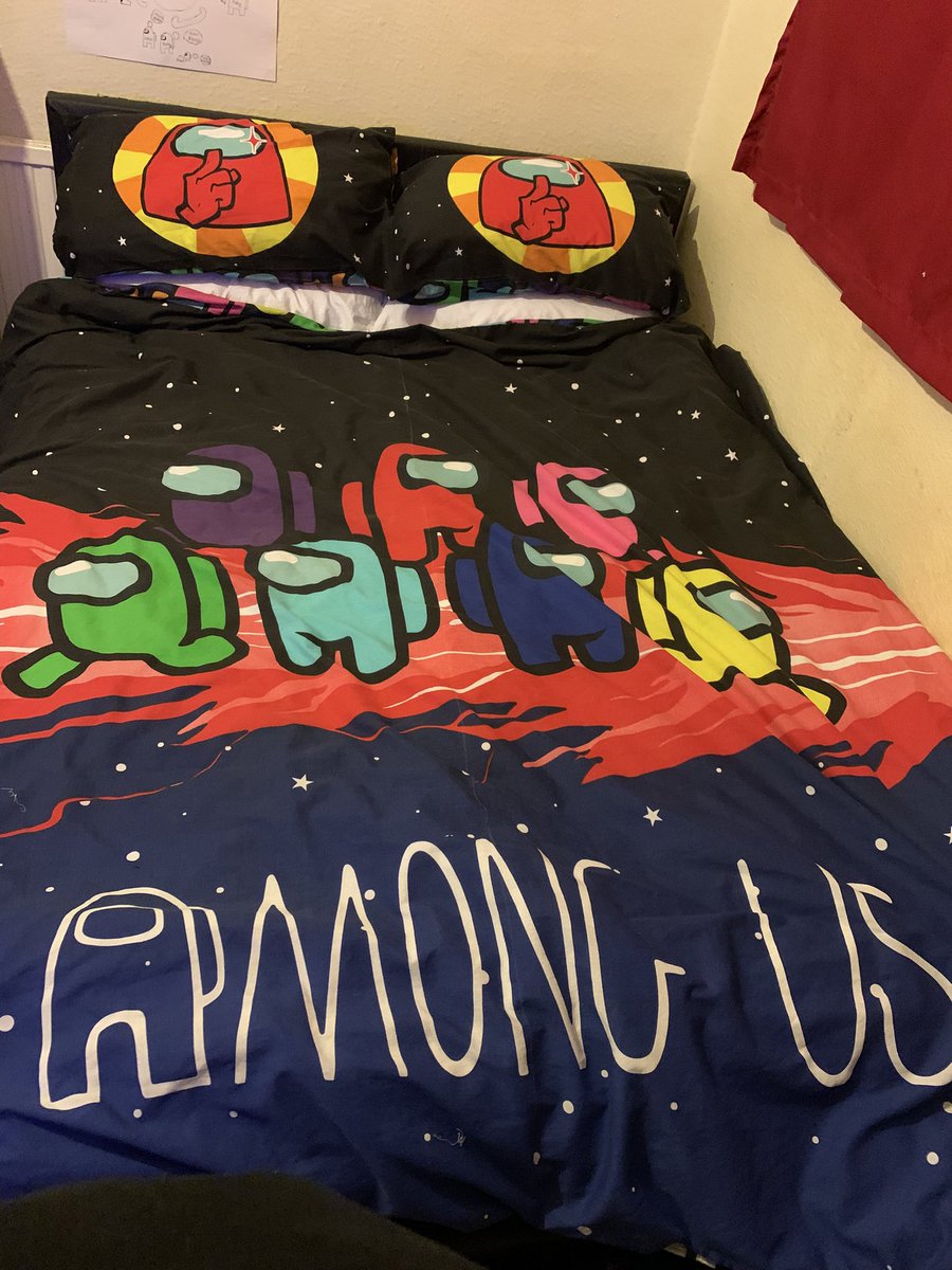 My New among us bed Cover I hope you all like it 😊😊😊