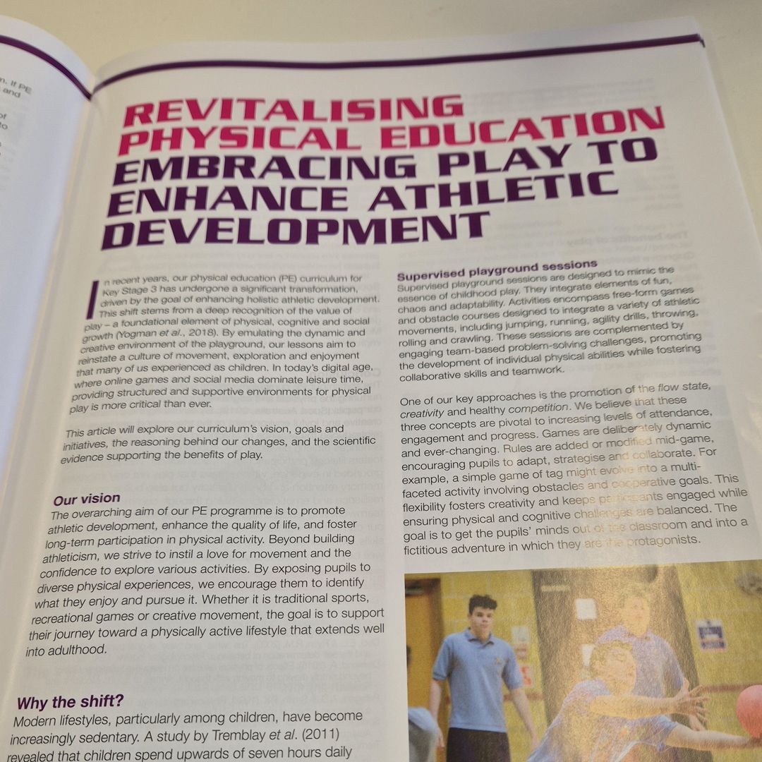 TeachActive's tweet image. Catching up on the latest issue of Physical Education Matters, some brilliant articles! 👀 

@afPE_PE #PhysicalEducation #ActiveLessons